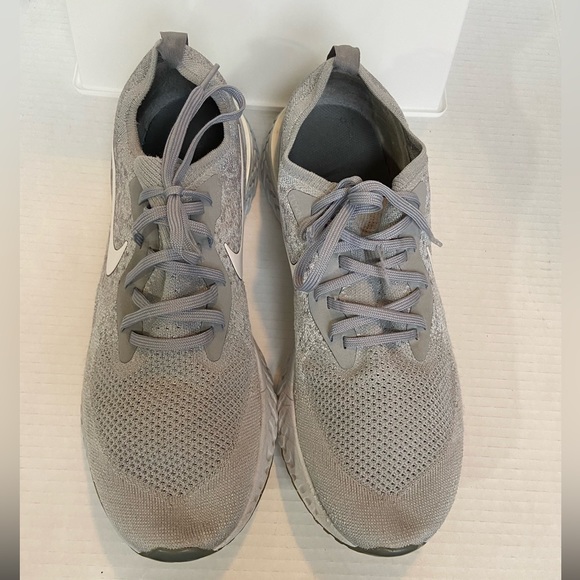Nike Epic React Flyknit Wolf Gray Mens Running Shoes Sneakers Size 13 Athletic - Picture 4 of 10